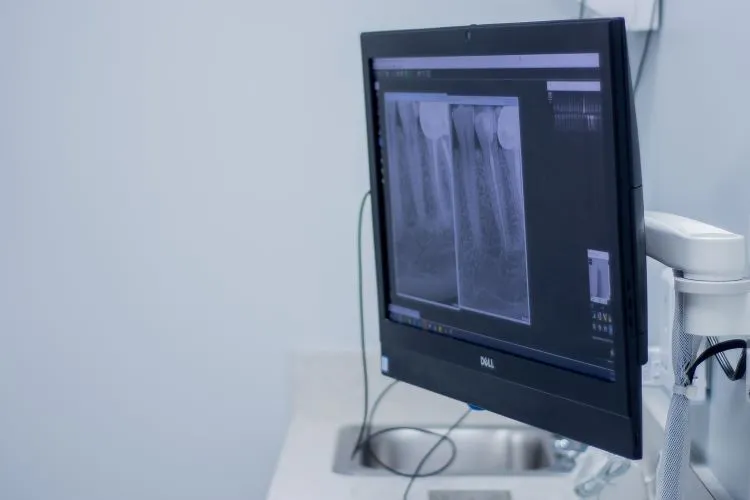 Screen showing xrays at {PRACTICE_NAME} in {CITY}